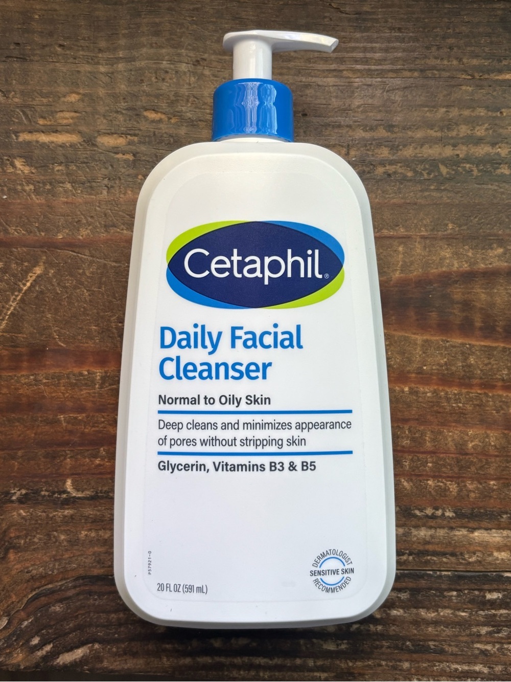 Cetaphil Daily Facial Cleanser for Normal to Oily Skin, [20 oz.] New